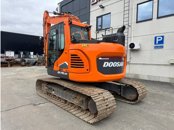 Pásové rýpadlo Develon DX 140 LCR-7, STAGE V: obrázek 3