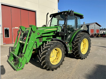 Traktor JOHN DEERE 5100M