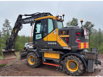 Kolesové rýpadlo VOLVO EWR150E