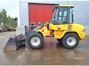 Kolový nakladač VOLVO L30B