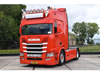 Tahač SCANIA R 450