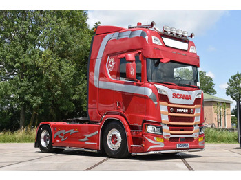 Tahač SCANIA R 650