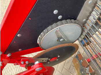 Kombajn Grimme Grimme WH100 Single Row Potato Windrower: obrázek 5