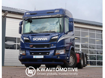 Tahač SCANIA P