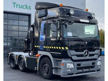 Auto s hydraulickou rukou MERCEDES-BENZ