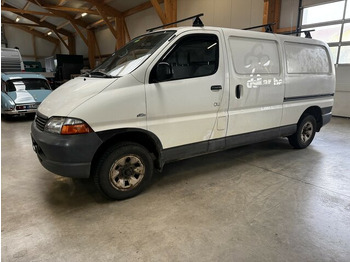 Osobní auto TOYOTA