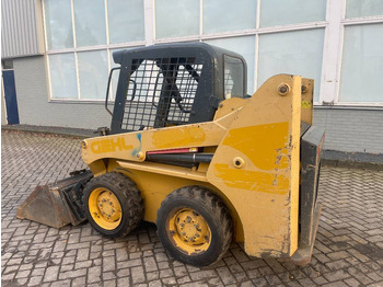Smykový nakladač Gehl 3840 E     2015: obrázek 3