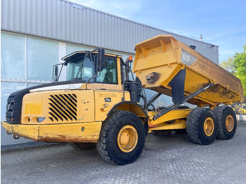 Kloubový sklápěč VOLVO A25E
