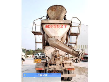 Autodomíchávač XCMG Official Second Hand G4804B HOWO Concrete Mixer Truck 12 Cubic Hydraulic Concrete Mixer Price List: obrázek 5
