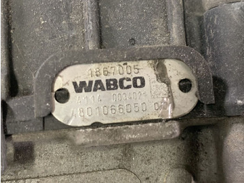 Brzdový ventil pro Nákladní auto WABCO XF 106 EBS 1867005   DAF XF 106 truck: obrázek 2