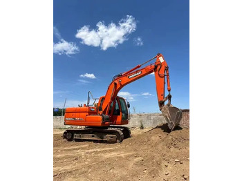 Pásové rýpadlo DOOSAN