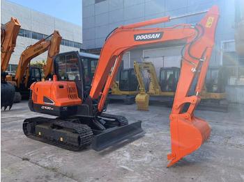 Pásové rýpadlo DOOSAN Mini Excavator Doosan DX60, DX55: obrázek 3