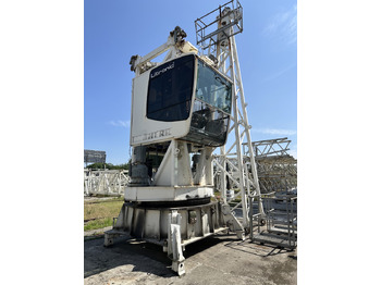Jeřáb LIEBHERR