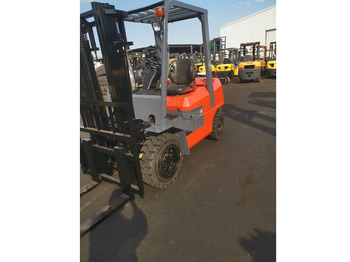 Vysokozdvižný vozík TOYOTA