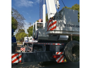 Autojeřáb Zoomlion QY70V: obrázek 2