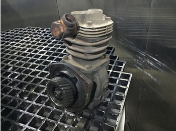 Motor a díly LIEBHERR