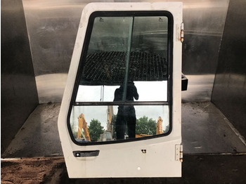 Dveře a díly LIEBHERR