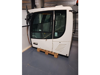 Kabina a interiér LIEBHERR