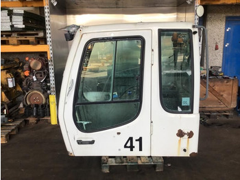 Kabina a interiér LIEBHERR