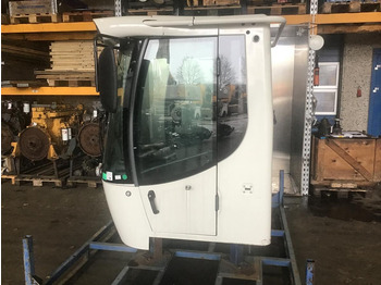 Kabina a interiér LIEBHERR