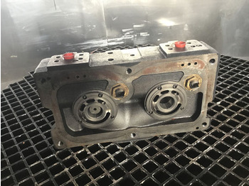 Motor a díly LIEBHERR