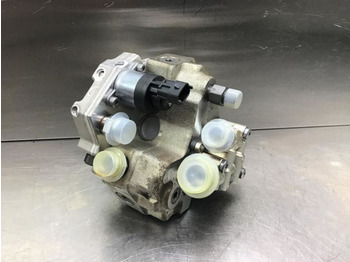 Motor a díly LIEBHERR