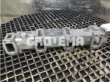 Trubka sání vzduchu LIEBHERR