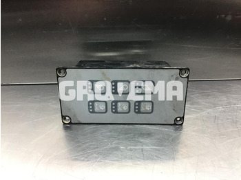 Palubní deska LIEBHERR