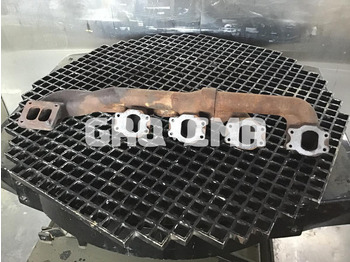 Motor a díly LIEBHERR