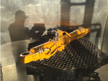 Hydraulický válec LIEBHERR