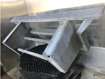 Kabina a interiér LIEBHERR