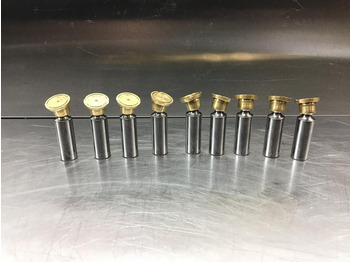 Motor a díly LIEBHERR