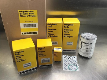 Motor a díly LIEBHERR