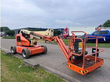 Kloubová plošina JLG E450AJ