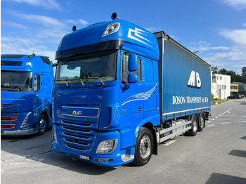 Plachtový nákladní auto DAF XF 510