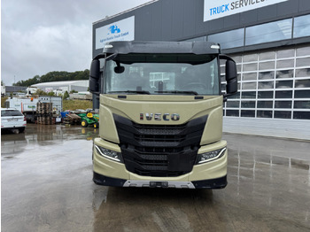 Ramenový nosič kontajnerov IVECO S Way 420 4x2 Trösch: obrázek 2