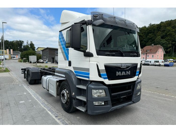 MAN TGS 26.440 6x2 Chassis  leasing MAN TGS 26.440 6x2 Chassis: obrázek 3