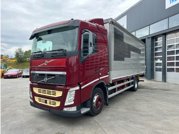 Plachtový nákladní auto VOLVO FH 420
