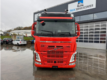 Plachtový nákladní auto VOLVO FH-500 4x2 3-Meter Innenhöhe: obrázek 2 Plachtový nákladní auto VOLVO FH-500 4x2 3-Meter Innenhöhe: obrázek 2