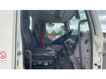 Nákladní automobil valníkový/ Plošinový DAF LF 230