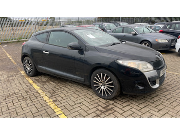 Hatchback RENAULT