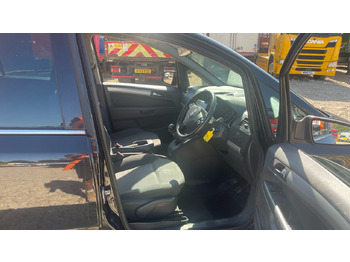 Osobní auto VAUXHALL ZAFIRA 1.7 CDTI: obrázek 5