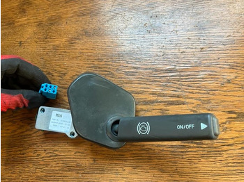 Spínač sloupku řízení MAN