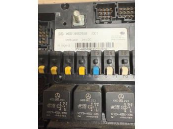 Pojistka Mercedes Actros MP4 Sicherungskasten A0014462458: obrázek 3