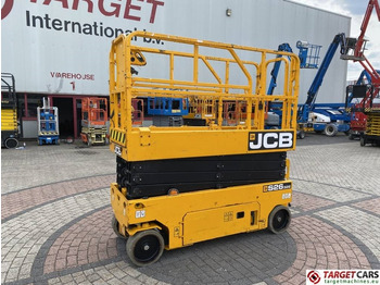 Nůžková plošina JCB S2632E
