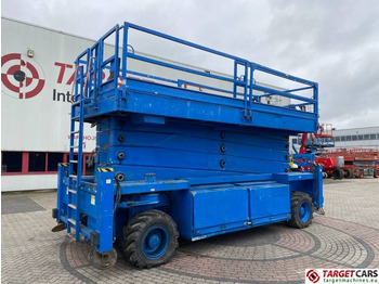 Nůžková plošina JLG