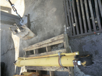 Hydraulický válec CATERPILLAR