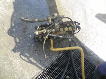 Hydraulický ventil CATERPILLAR