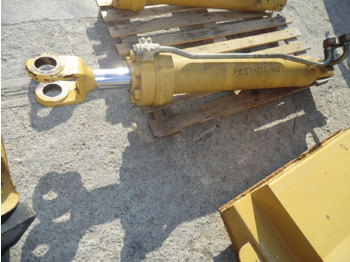 Hydraulický válec CATERPILLAR