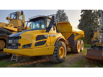 Kloubový sklápěč VOLVO A30